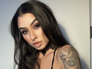 cam girl showing tits EmmyMeadows